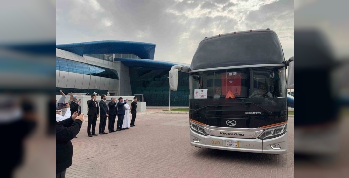 Katar'da mahsur kalan sporcular Türkiye'ye uğurlandı