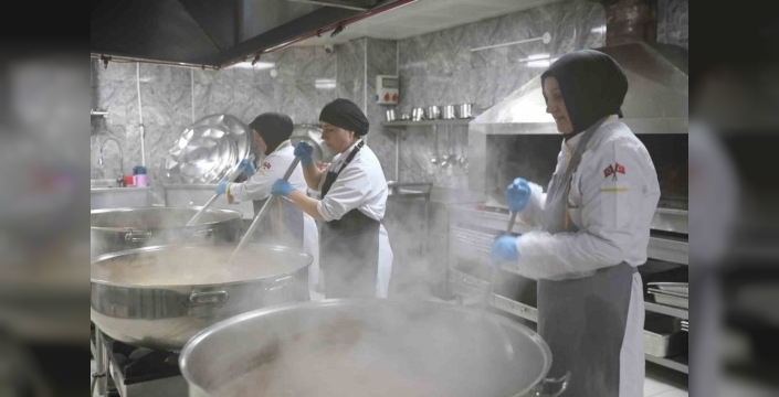 Kocasinan'da gönül kazanı Ramazan'da da kaynamaya devam ediyor