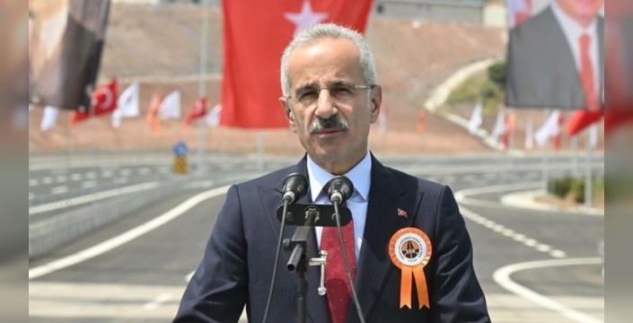 Köprüler ve otoyollar satılmıyor, işletme hakkı devredilebilir! Bakan Uraloğlu'dan kritik açıklama
