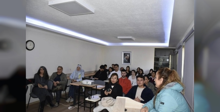 Köyceğiz MYO'da şifa veren bitkilerin peyzajdaki sırları aydınlandı