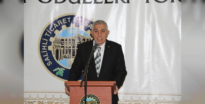Kula ve Selendi'nin parlayan yıldızları ödüllendirildi: Başarı hikayeleri ilham veriyor