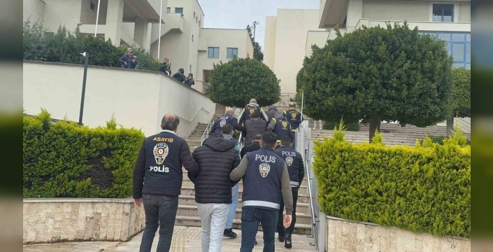 Marmaris'te turistlere yönelik dolandırıcılık şebekesi çökertildi: 4 şüpheli tutuklandı