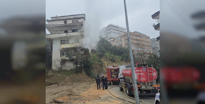 Mudanya'da apartmanda yangın paniği: Vatandaşlar endişelendi