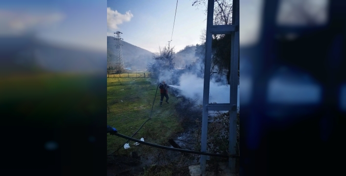 Sinop'ta yangın paniği: İtfaiye ekipleri hızla müdahale etti