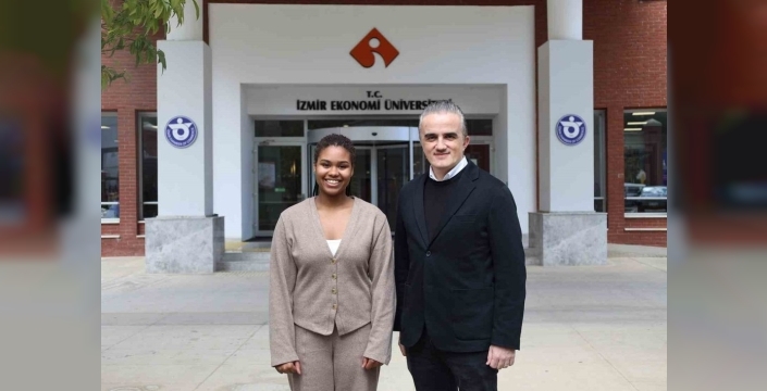 Suda ve Sınıfta Şampiyon: G. Selin Yüksel'den İnanılmaz Başarılar!