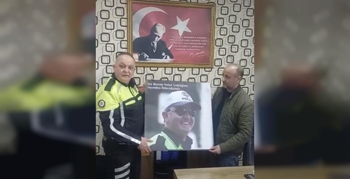 Trafik polisine esnaftan duygu dolu sürpriz: 30 yıllık emeğe anlamlı jest!