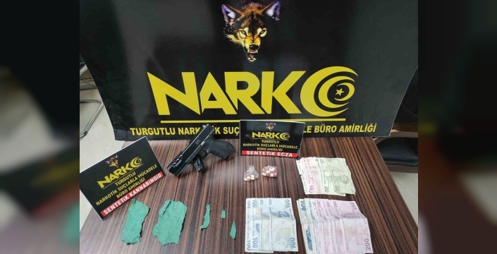 Turgutlu'da narkotik operasyonu: Üç şüpheli tutuklandı