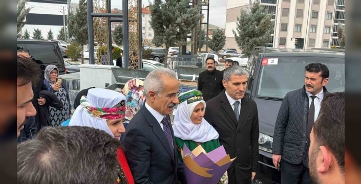 Afyonkarahisar'dan Ege'ye Yeni Ulaşım Hattı Açılıyor