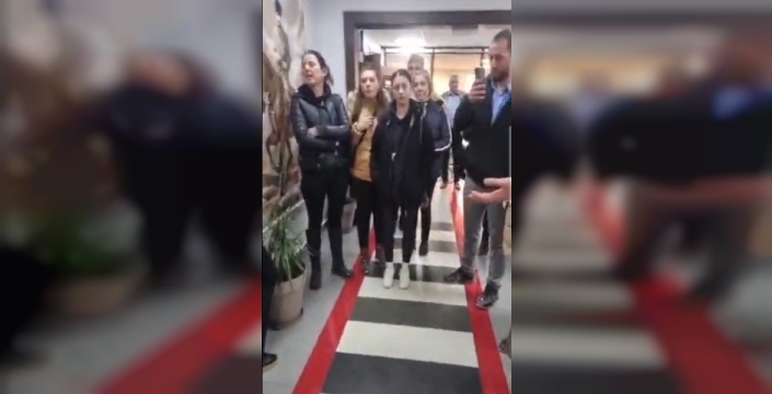 Barınaktaki korkunç görüntüler hayvanseverleri ayağa kaldırdı: Belediyeye yürüyüş!