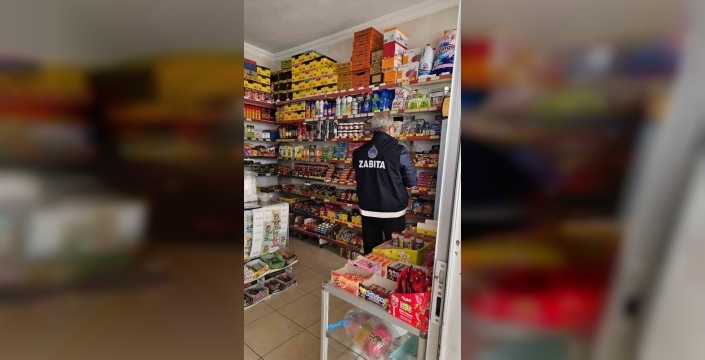 Battalgazi'de bakkallara yönelik şok denetim: Son kullanma tarihi geçmiş ürünler raflardan toplandı!
