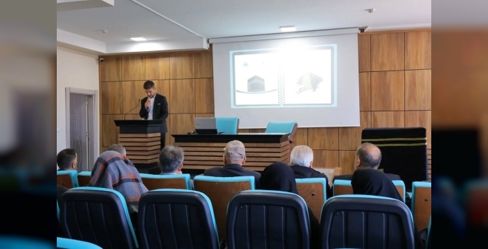 Bayburt'ta hacı adaylarına yönelik seminer düzenlendi