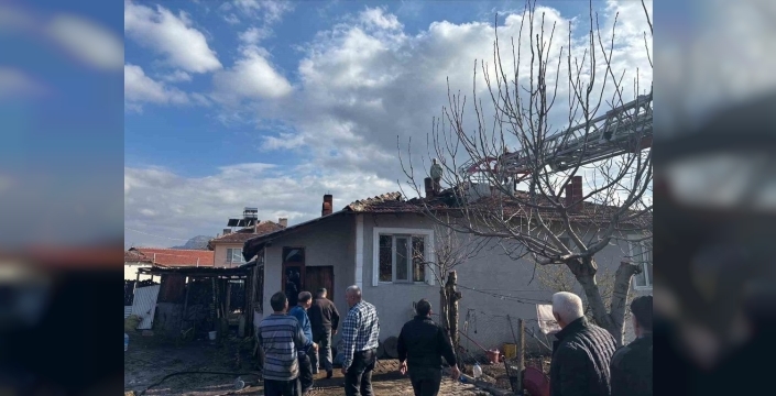 Bilecik'te kullanılmayan kömür kazanı yangın çıkardı