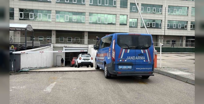 Bolu Belediyesi'nde gözaltına alınan 3 kişi adliyeye sevk edildi