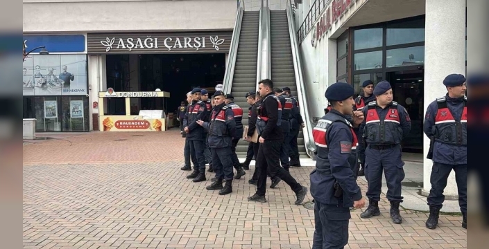 Bolu Belediyesi'nde jandarma incelemesi sona erdi, önemli evraklar alındı