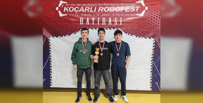 Bozdoğanlı liseliler robofestte il üçüncüsü oldu, inovatif projeleriyle jüriyi büyüledi!