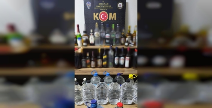 Bursa'da nefes kesen operasyon: 436 litre sahte içki ve 9 şüpheli yakalandı