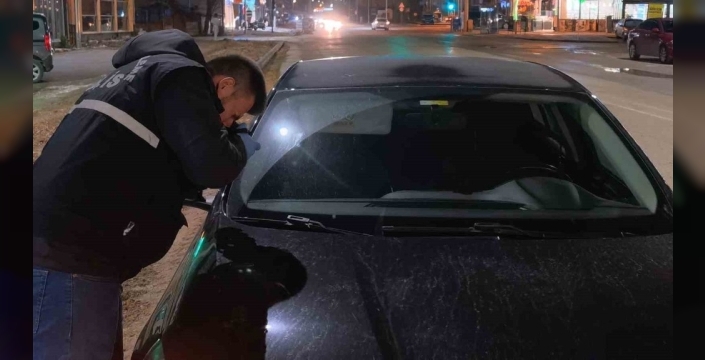 Bursa'da otomobile yorgun mermi isabet etti: Korku dolu anlar yaşandı