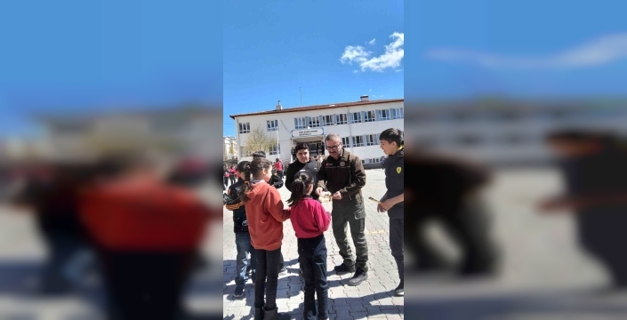 Elazığ'da öğrencilere orman yangınıyla mücadele eğitimi verildi