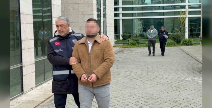 Evine zorla girip darbeden ve görüntüleri sosyal medyada paylaşan kardeşler tutuklandı: Şok edici anlar!