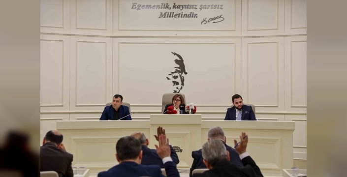 Gaziantep'te Bakan Tekin'e fahri hemşehrilik payesi, çiftçiye fidesi desteği