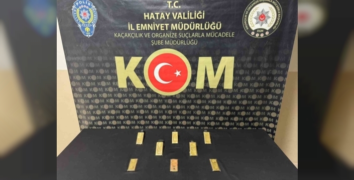 Hatay'da motosiklet yolcusunun sırt çantasından 8 kilogram gümrük kaçağı altın çıktı