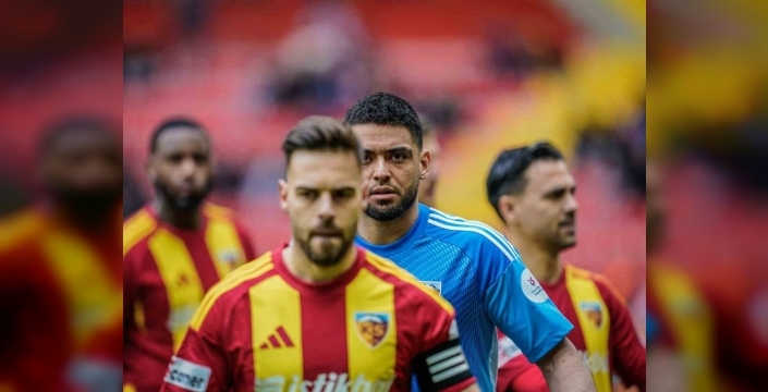 Kayserispor taraftarından Bilal Bayazit'e sert tepki