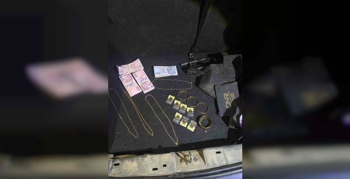 Kütahya'da dolandırıcılık yapan iki kişi, Afyonkarahisar'da yakalandı