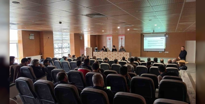 Kütahya'da veteriner hekimler için mesleki gelişim eğitimi