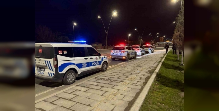 Polisten kaçarken attığı kağıtta uyuşturucu bulundu