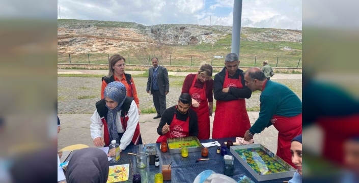 Şehit yakınları ve gaziler, Perre Antik Kenti'nde ebru sanatıyla buluştu