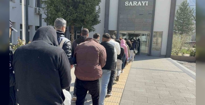 Tokat'ta dev bahis operasyonu: 2,4 milyar TL vurgun yapan 26 kişi tutuklandı!