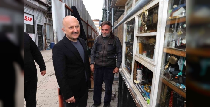 Vali Varol, esnaf ziyaretinde talepleri dinledi