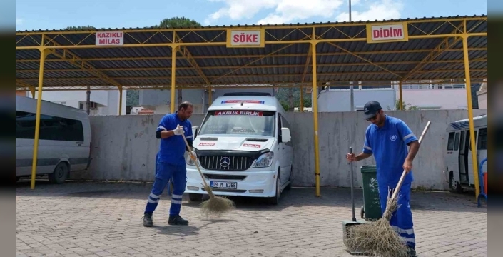 Aydın Büyükşehir Belediyesi'nden bayram öncesi temizlik seferberliği
