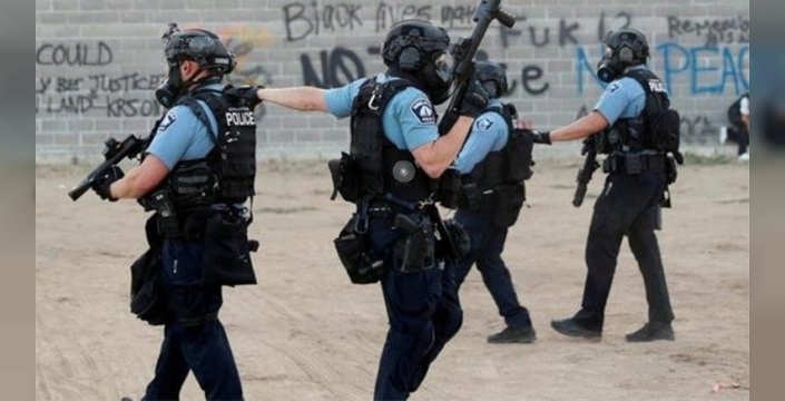 Beyaz Saray çevresinde silah sesleri, güvenlik alarmı verildi