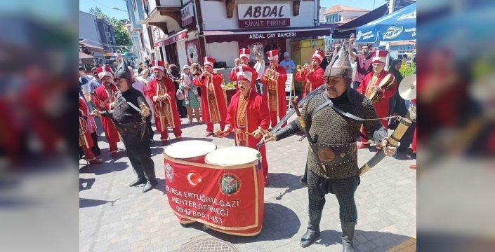 Bursa'da 600 yıllık köfteli çorba geleneği yeniden canlandı: Binlerce kişi kuyrukta!