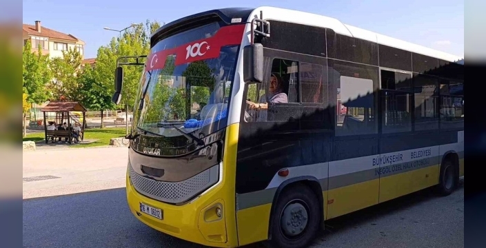 BURULAŞ şoföründen insanlık dersi: Bayılan yolcuyu hastaneye yetiştirdi