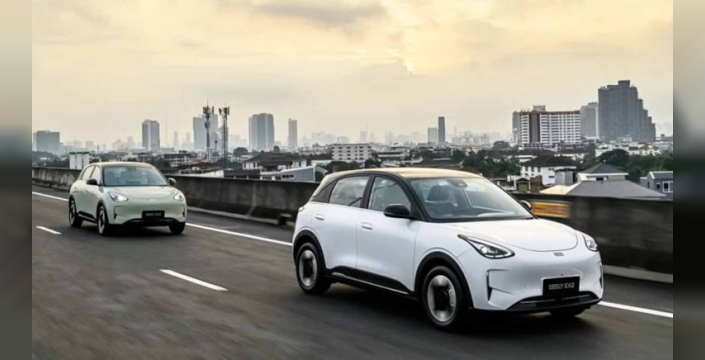Çin'in Geely'si, 450 bin liralık elektrikli otomobille Avrupa pazarını sarsıyor