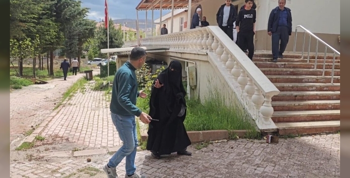 Elazığ'da dilenciler kaçıştı, zabıta peşlerinde: 'Beni bırakma aman ha!