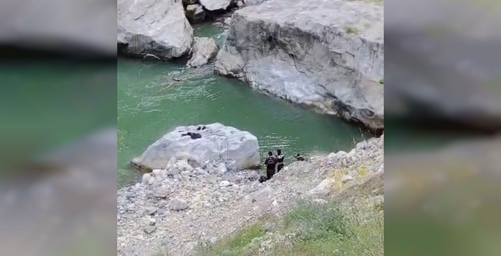 Kahramanmaraş'ta balıkçı nehre düştü, arama çalışmaları devam ediyor