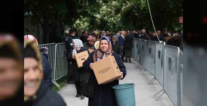 Kayseri'de 300 bin kök organik domates fidelerine yoğun ilgi