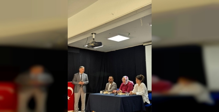 Kütahya'da öğrenciler, yazarlarla unutulmaz bir gün geçirdi