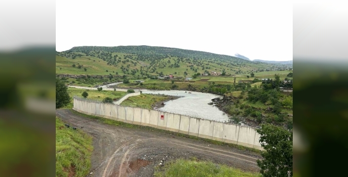 Mehmetçik sınır hattında bayram coşkusunu yaşadı