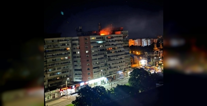 NATO Ülkesi Romanya'da Şok: Rus İHA'sı apartmana düştü, 2 yaralı!