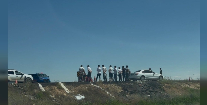Suruç çevreyolunda kaza: Kavşak tepkisiyle 2 yaralı