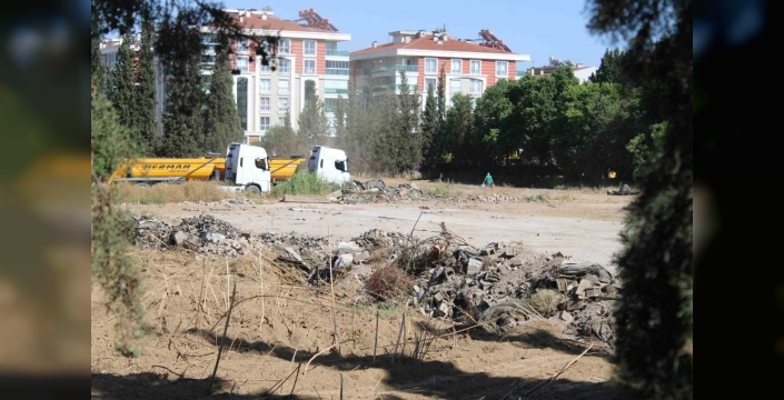 Aydın'da adalet beamı yükseliyor: Yeni adliye sarayı temelleri atıldı!