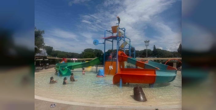 Aydın'da Yaz Coşkusu Başladı: Tekstil Park Aquapark Açıldı, Çocuklar Eğlenceye Doyacak!