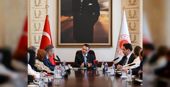 Bakan Gürlek'ten şok sözler: Uyuşturucu, günümüzün en büyük sorunu!