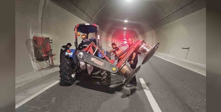 Bilecik'te Osmangazi Tüneli'nde trafik kazası: 1 ağır yaralı