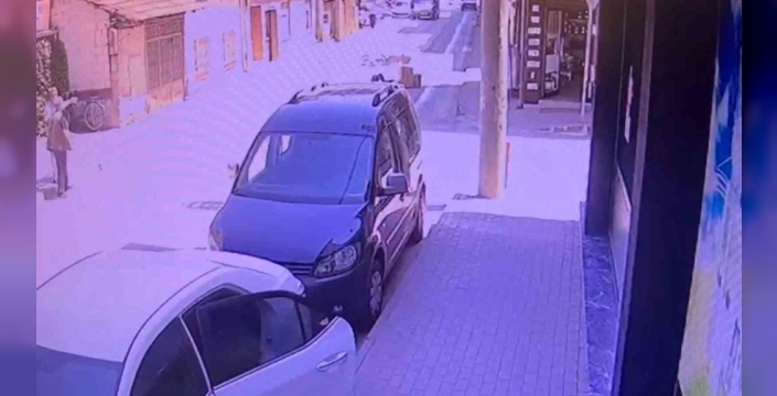 Bursa'da yere dökülen mazot, iki kazaya neden oldu; 3 yaralı