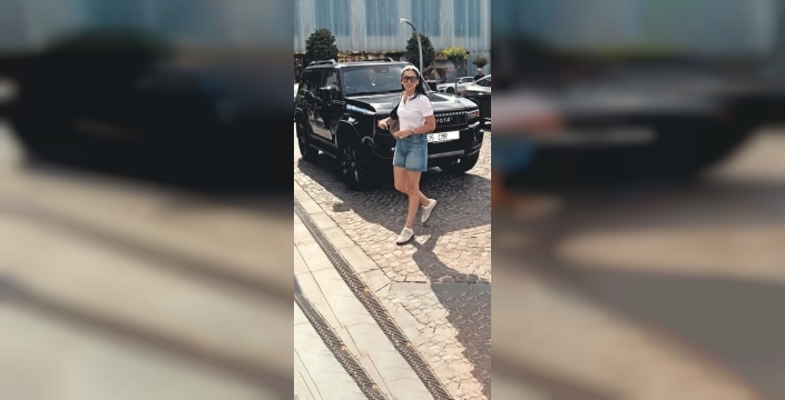 Cemre Baysel'den 12 milyon TL'lik sürpriz: Memleketine özel plaka jesti